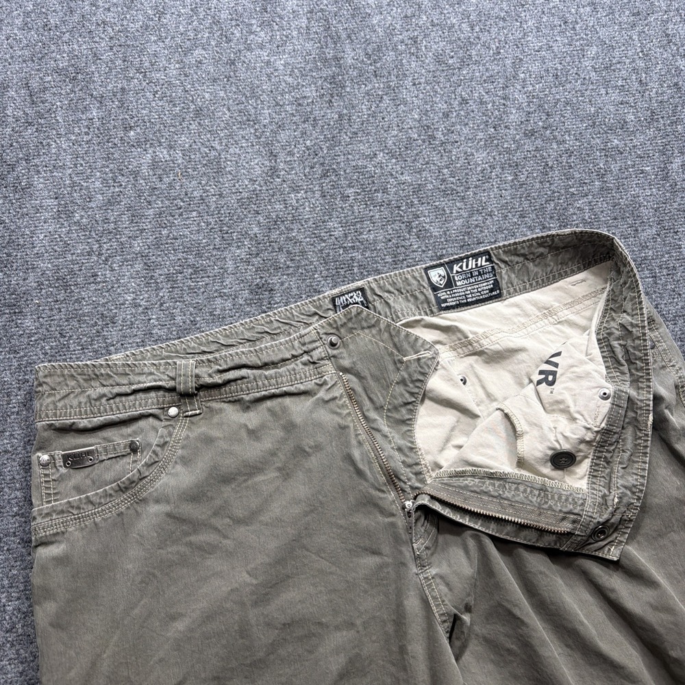KÜHL Revolvr Vintage Patina Dye Utility Pants Men's 40 40x32 Dark Olive Cargo